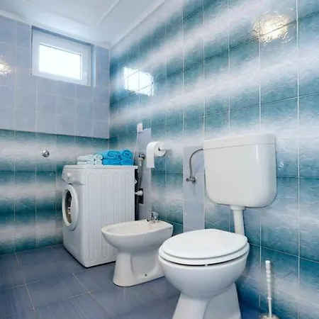 Apartahotel Mlinar 3*